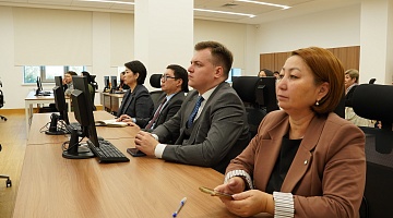 Документоведы госорганов прошли обучение в Архиве Президента